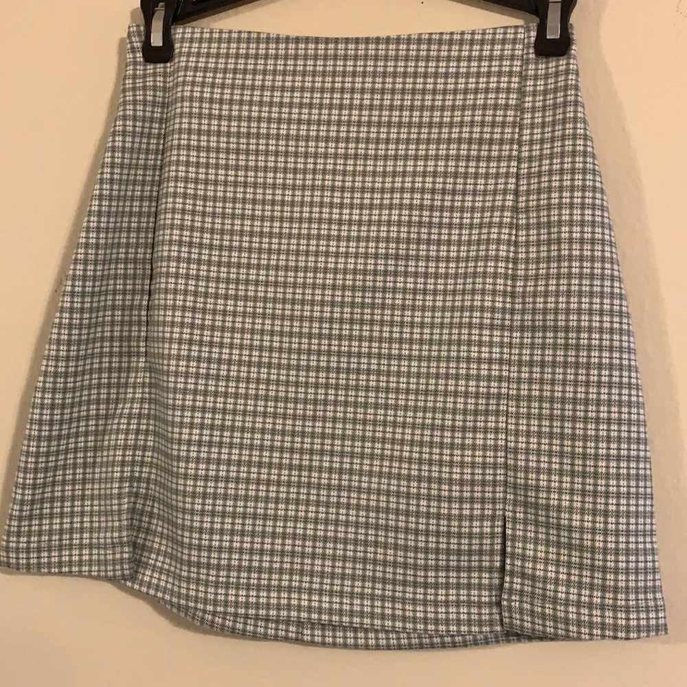Short skirt